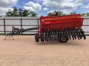 2016 Sunflower 9421 Image