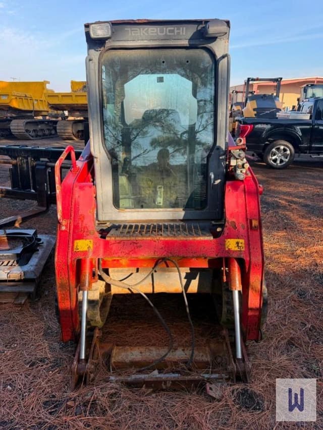 Image of Takeuchi TL8 equipment image 2