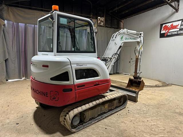 Image of Takeuchi TB240 equipment image 4