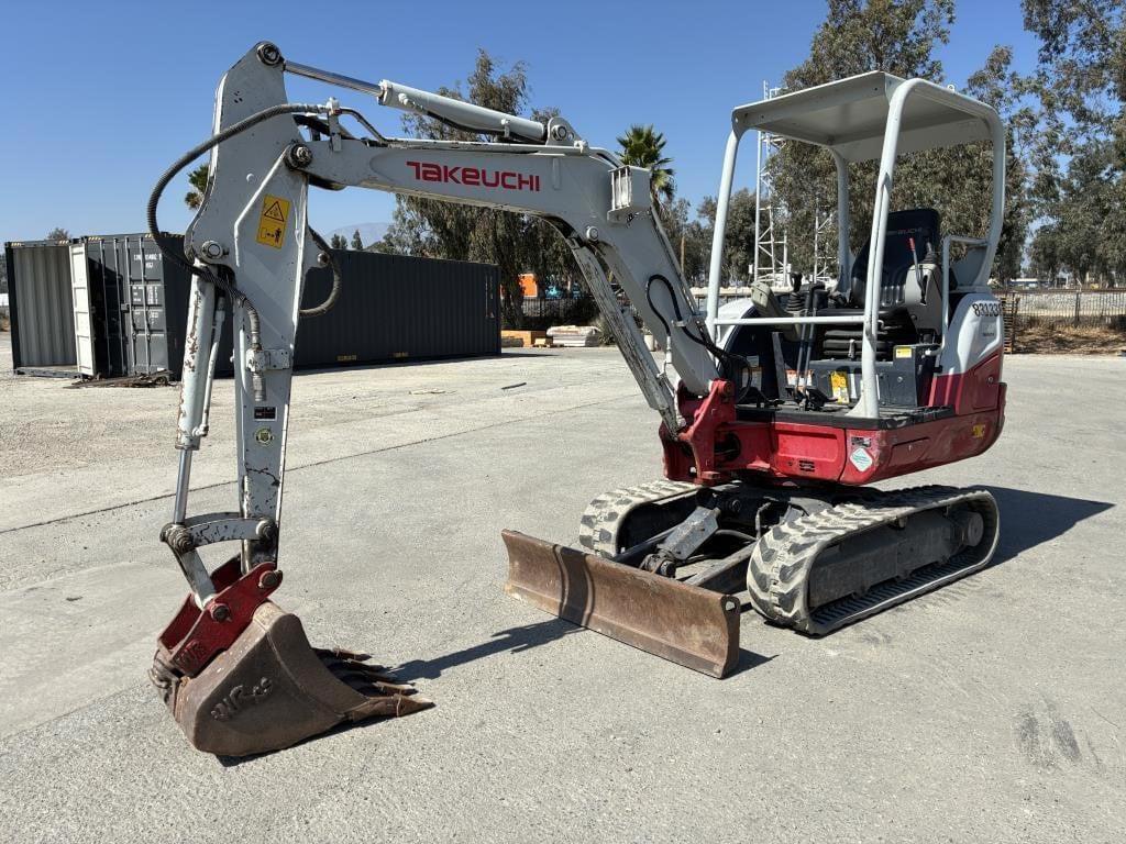Image of Takeuchi TB230 Primary image