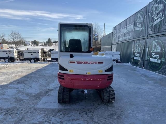 Image of Takeuchi TB240 equipment image 3