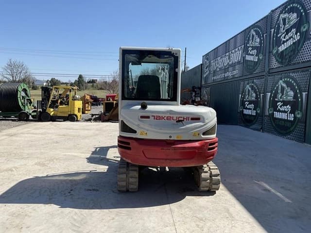 Image of Takeuchi TB240 equipment image 2