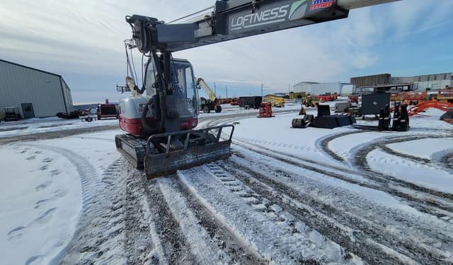 Image of Takeuchi TB260 equipment image 4