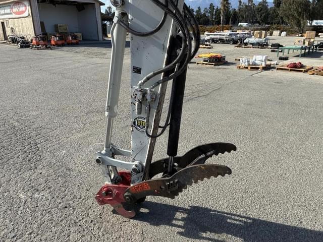 Image of Takeuchi TB280FR equipment image 4