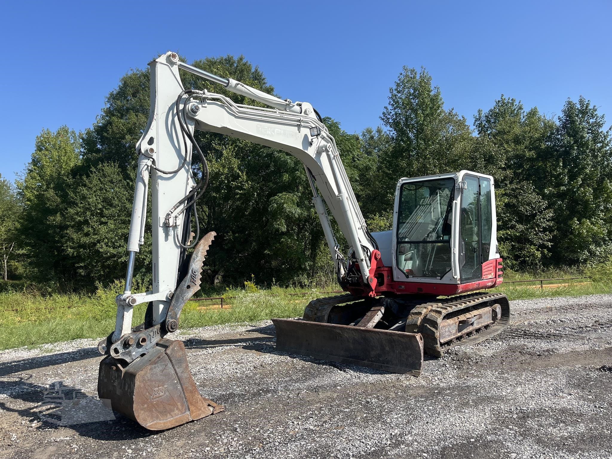Main image Takeuchi TB290