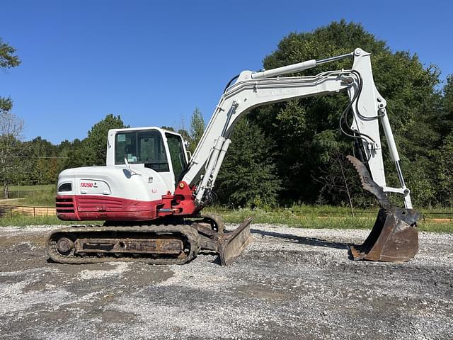 Image of Takeuchi TB290 equipment image 4