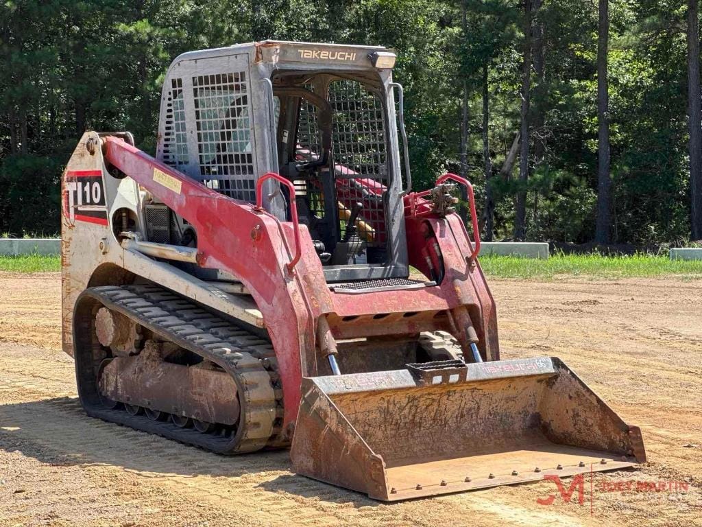 2016 Takeuchi TL10 Equipment Image0