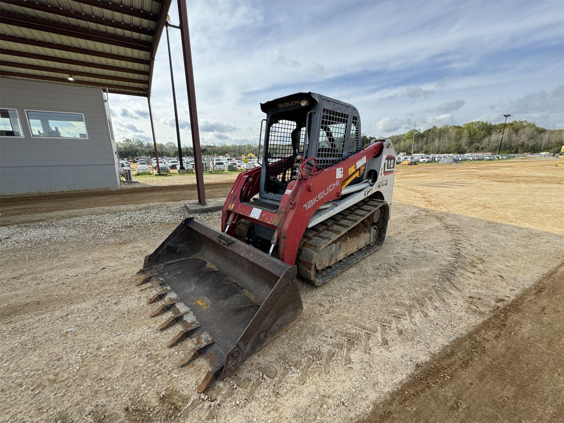 Main image Takeuchi TL10