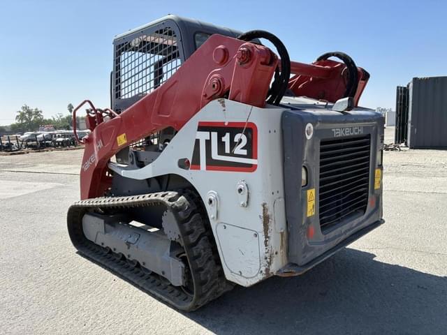 Image of Takeuchi TL12V2 equipment image 3