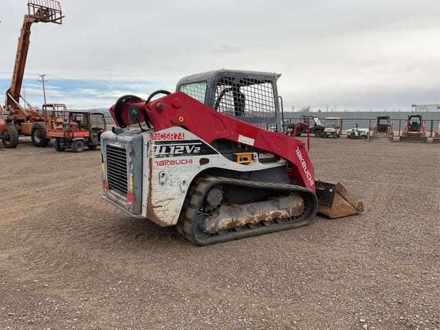 Image of Takeuchi TL12V2 equipment image 2