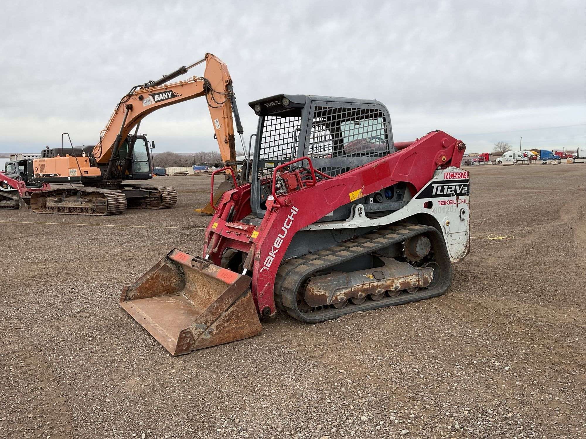 2016 Takeuchi TL12V2 Equipment Image0