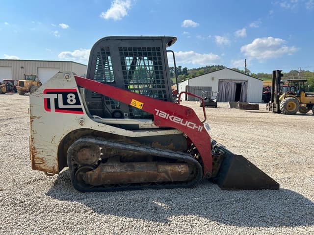 Image of Takeuchi TL8 equipment image 4