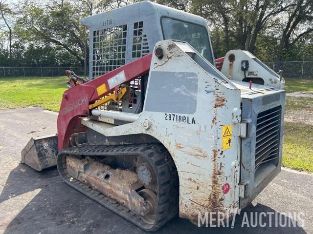 Image of Takeuchi TL8 equipment image 2