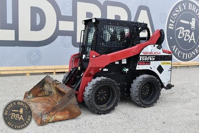 Image of Takeuchi TS80V2 equipment image 2