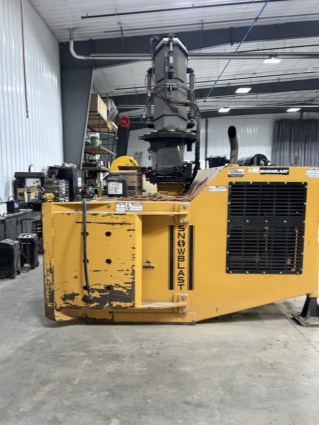 Image of Snowblast M8500HD equipment image 2