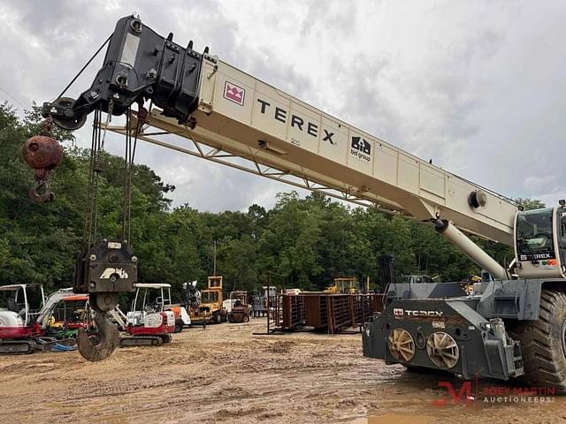 Image of Terex RT670 equipment image 4