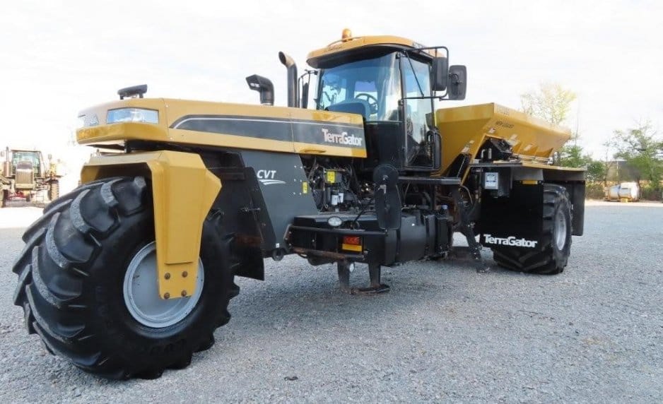 2016 Terra-Gator TG7300B Equipment Image0