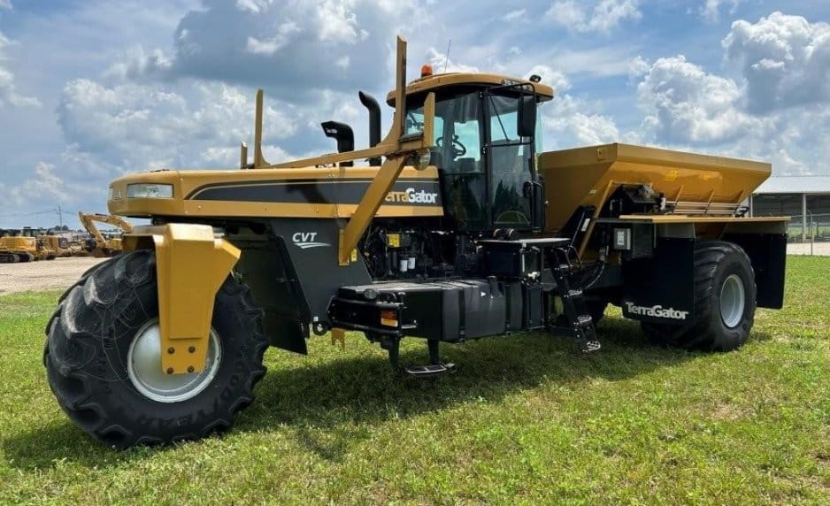 2016 Terra-Gator TG7300B Equipment Image0