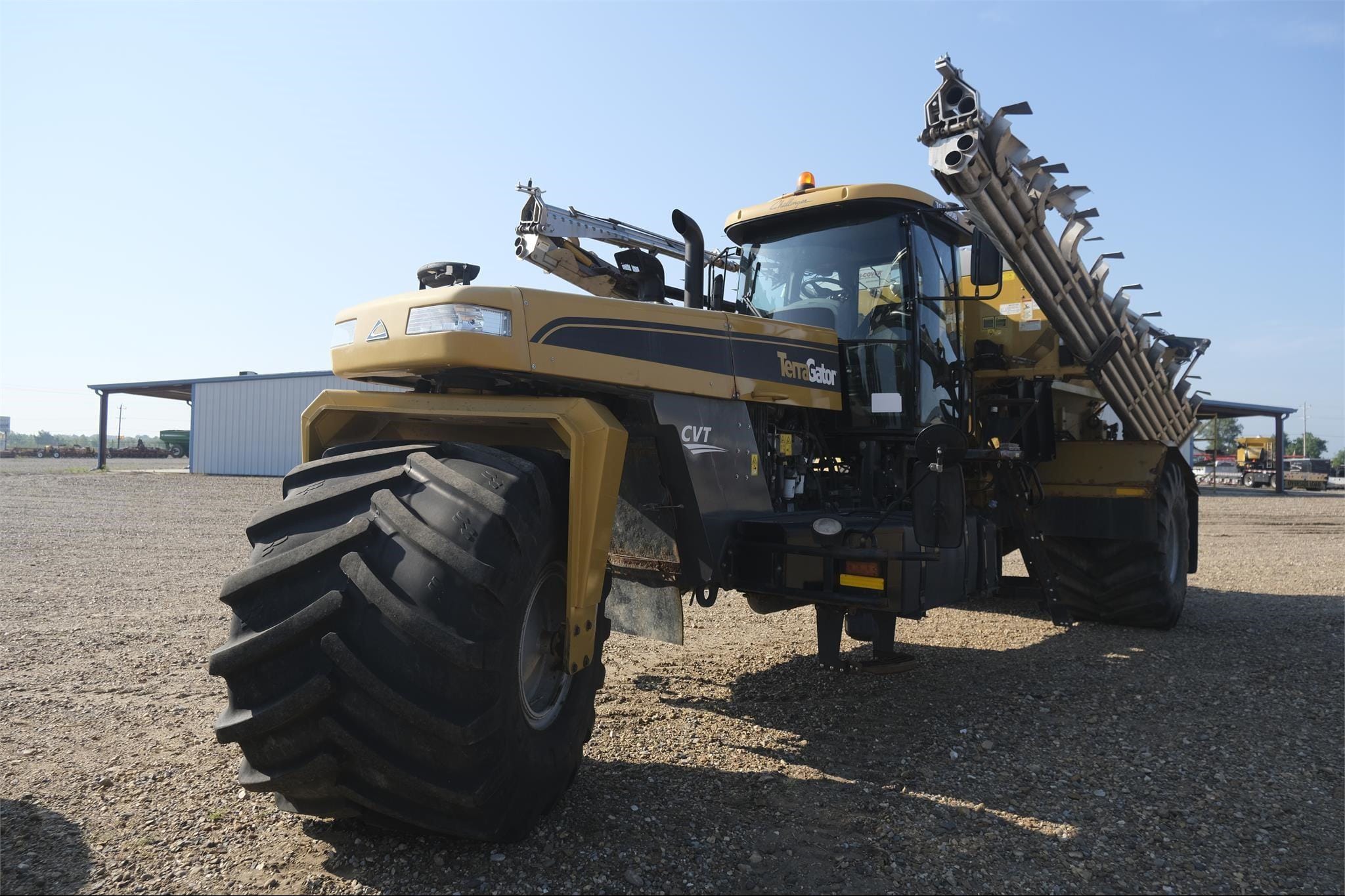 2016 Terra-Gator TG8300B Equipment Image0