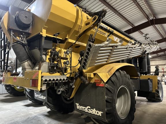 Image of Terra-Gator TG8400B equipment image 4