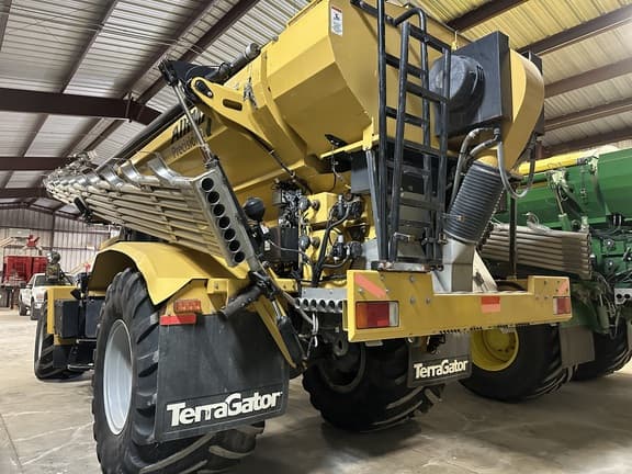 Image of Terra-Gator TG8400B equipment image 3