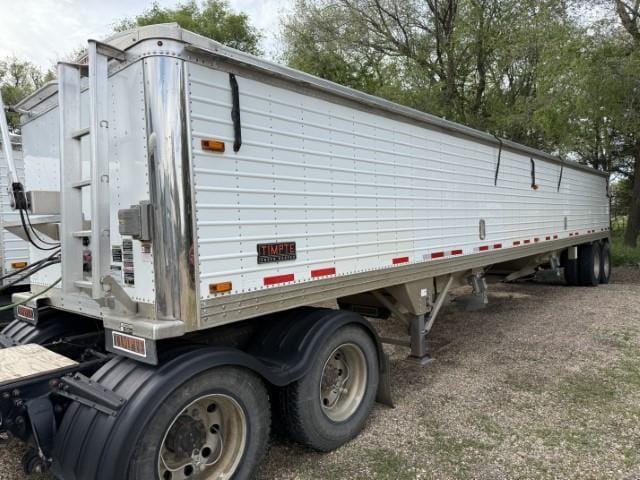 2016 Timpte Super Hopper Equipment Image0