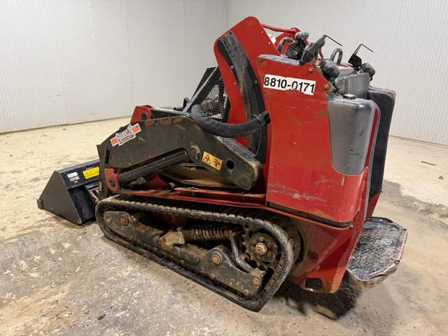 Image of Toro Dingo TX-1000 equipment image 2