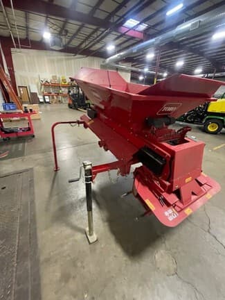 Image of Toro ProPass 200 equipment image 2