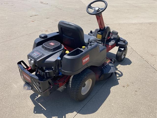 Image of Toro Timecutter SW4200 equipment image 4