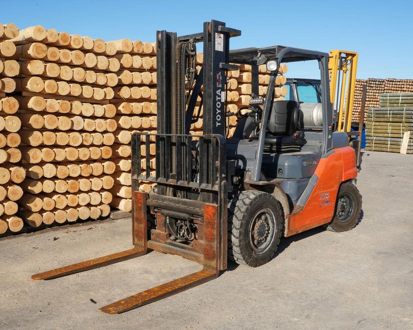 2016 Toyota 8FG35U Equipment Image0