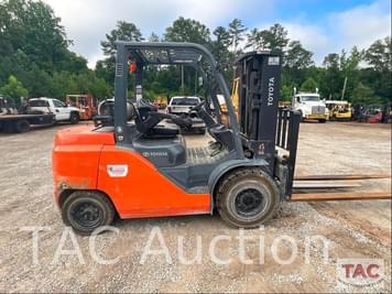 Main image Toyota 8FG45U