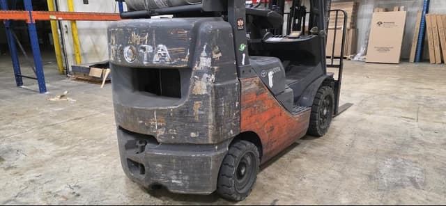 Image of Toyota 8FGCU25 equipment image 4