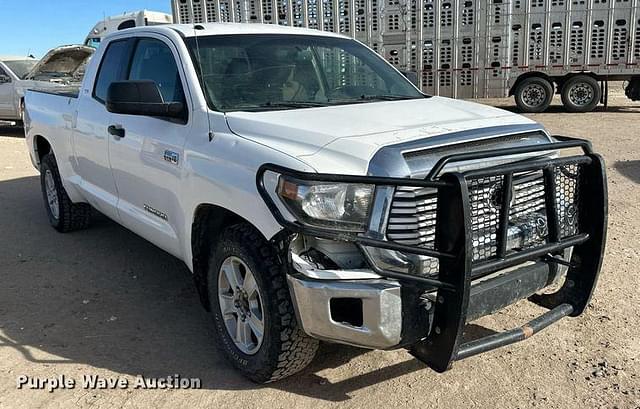 Image of Toyota Tundra equipment image 2