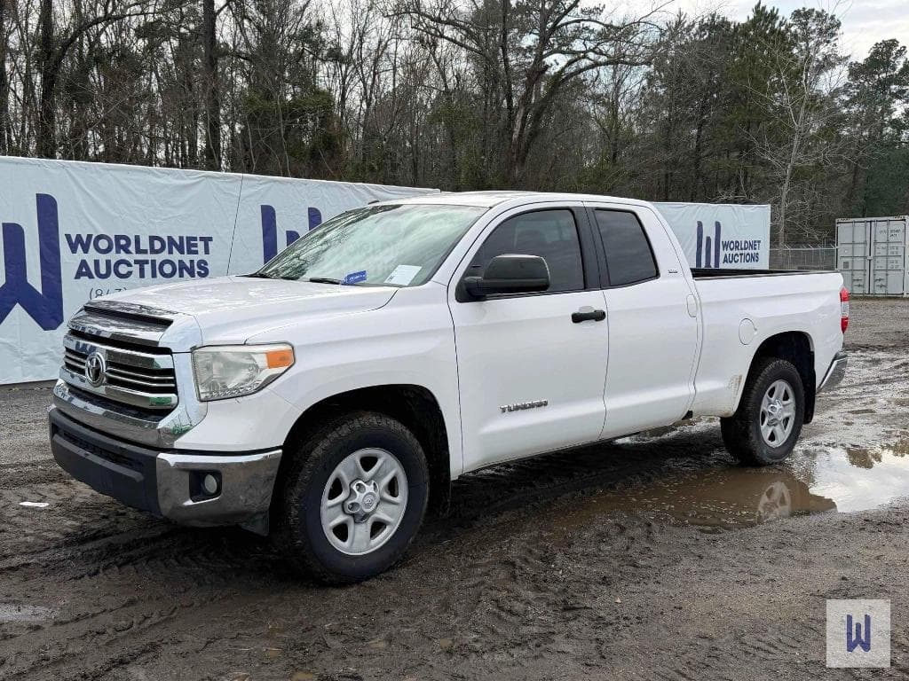 Image of Toyota Tundra SR5 Primary image