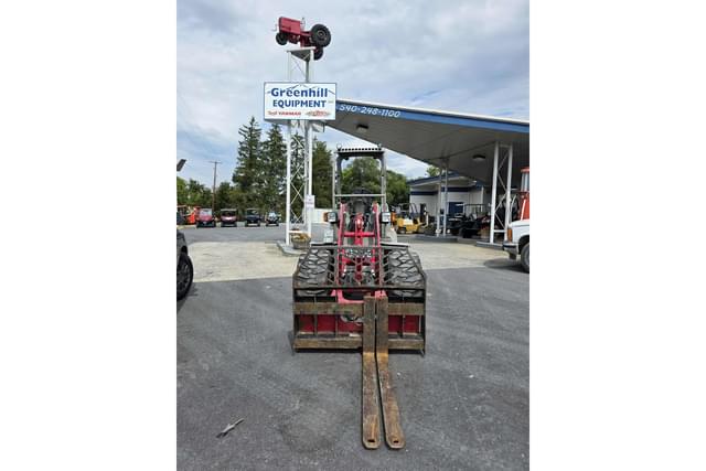 Image of Takeuchi TW40 equipment image 2