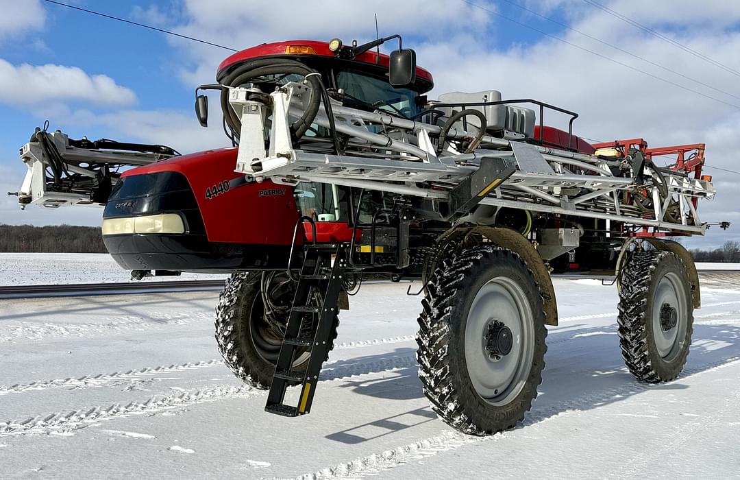 Image of Case IH Patriot 4440 Primary image