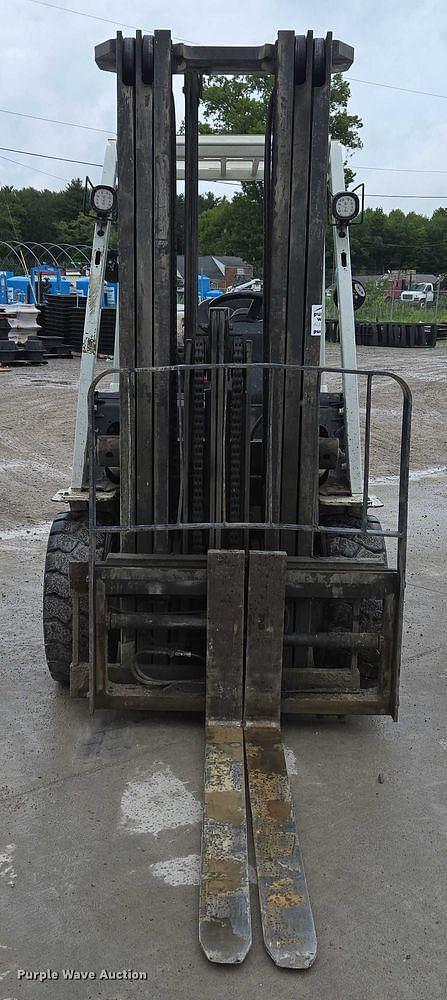 Image of Unicarriers PF60 equipment image 1