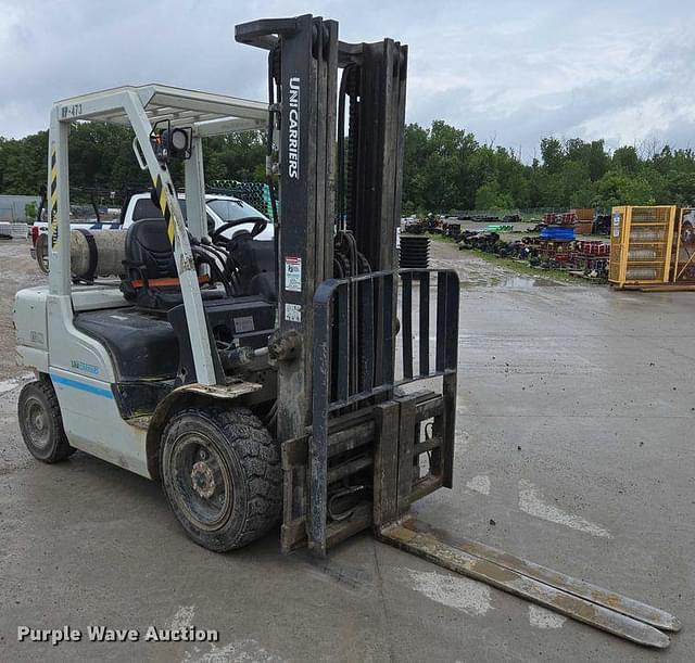 Image of Unicarriers PF60 equipment image 2