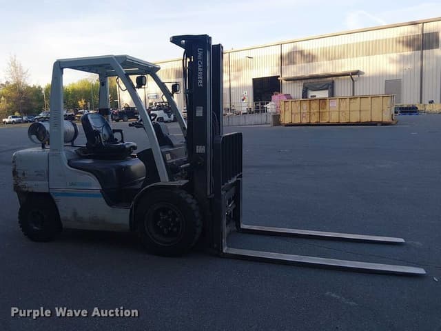 Image of Unicarriers PF70 equipment image 3
