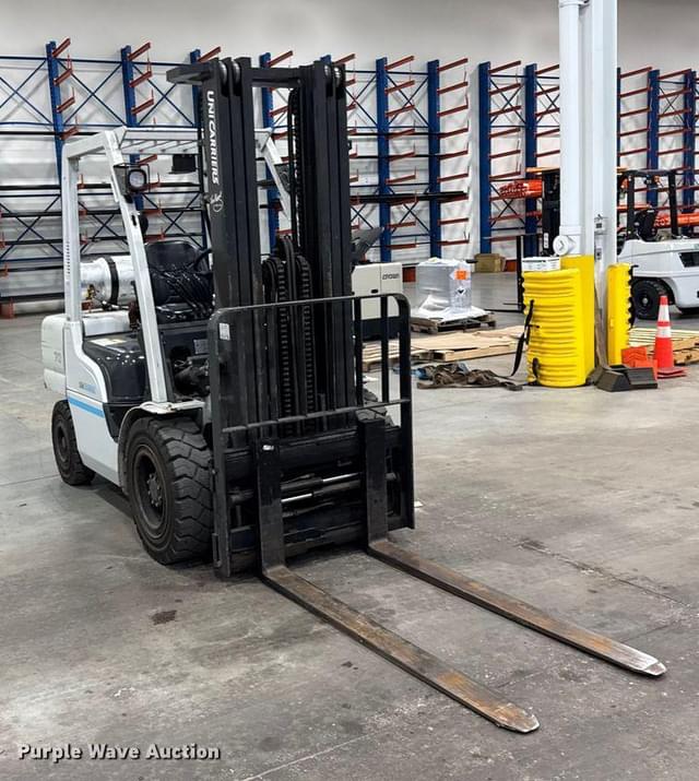 Image of Unicarriers PF70 equipment image 2
