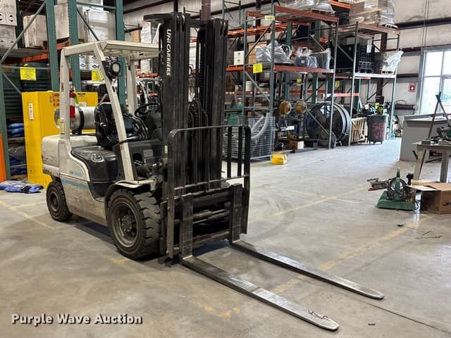 Image of Unicarriers PF70 equipment image 2