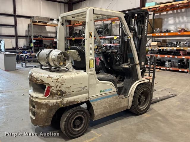 Image of Unicarriers PF70 equipment image 4