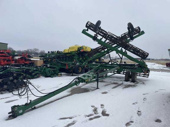 2016 Unverferth 1645 Equipment Image0