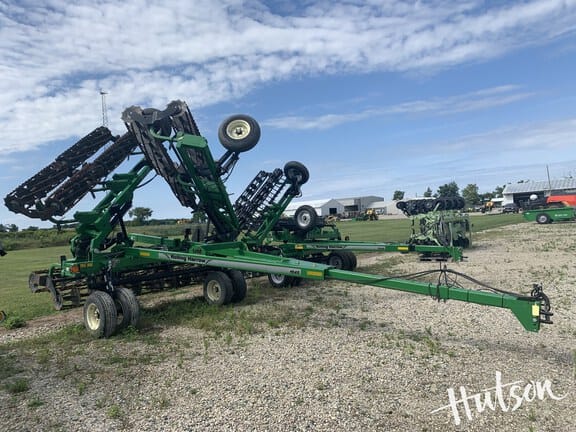 2016 Unverferth 1645 Equipment Image0