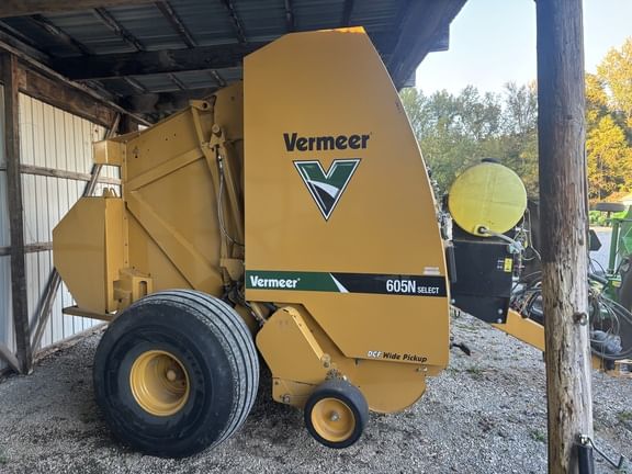 2016 Vermeer 605N Select Equipment Image0