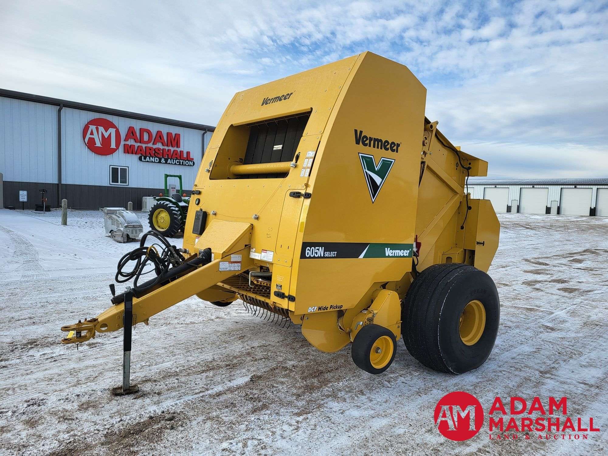 2016 Vermeer 605N Select Equipment Image0