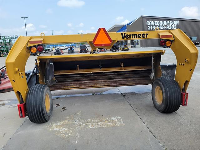 Image of Vermeer MC3700 equipment image 4