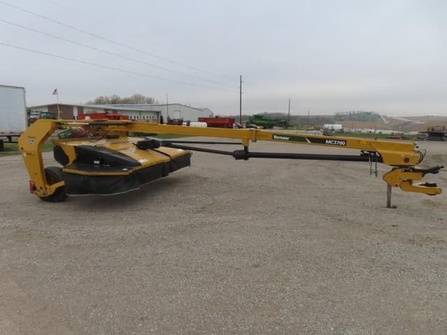 Image of Vermeer MC3700 equipment image 4