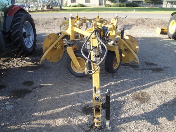 2016 Vermeer R2300 Equipment Image0