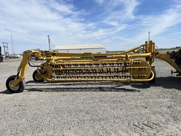 Main image Vermeer R2800